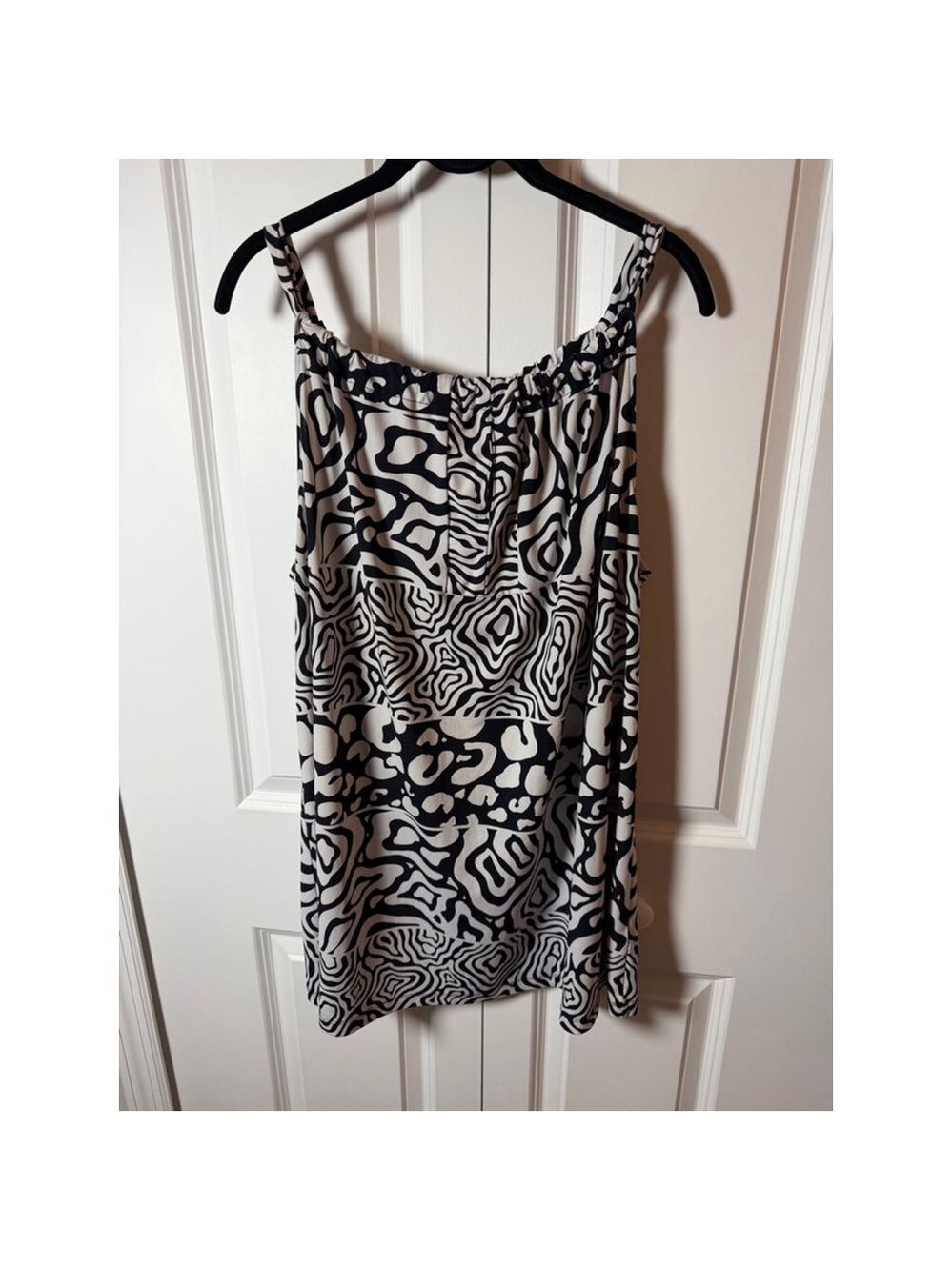 Rafaella Plus Size 2X Black & White Abstract Tank Top